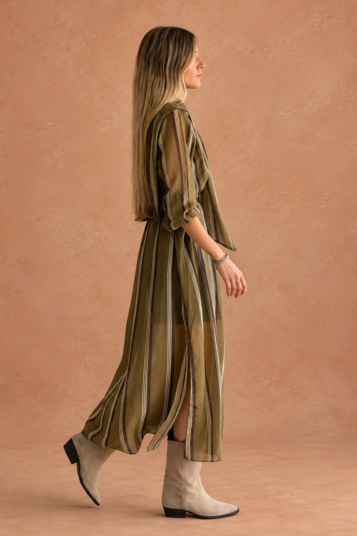 Vestido verde de rayas