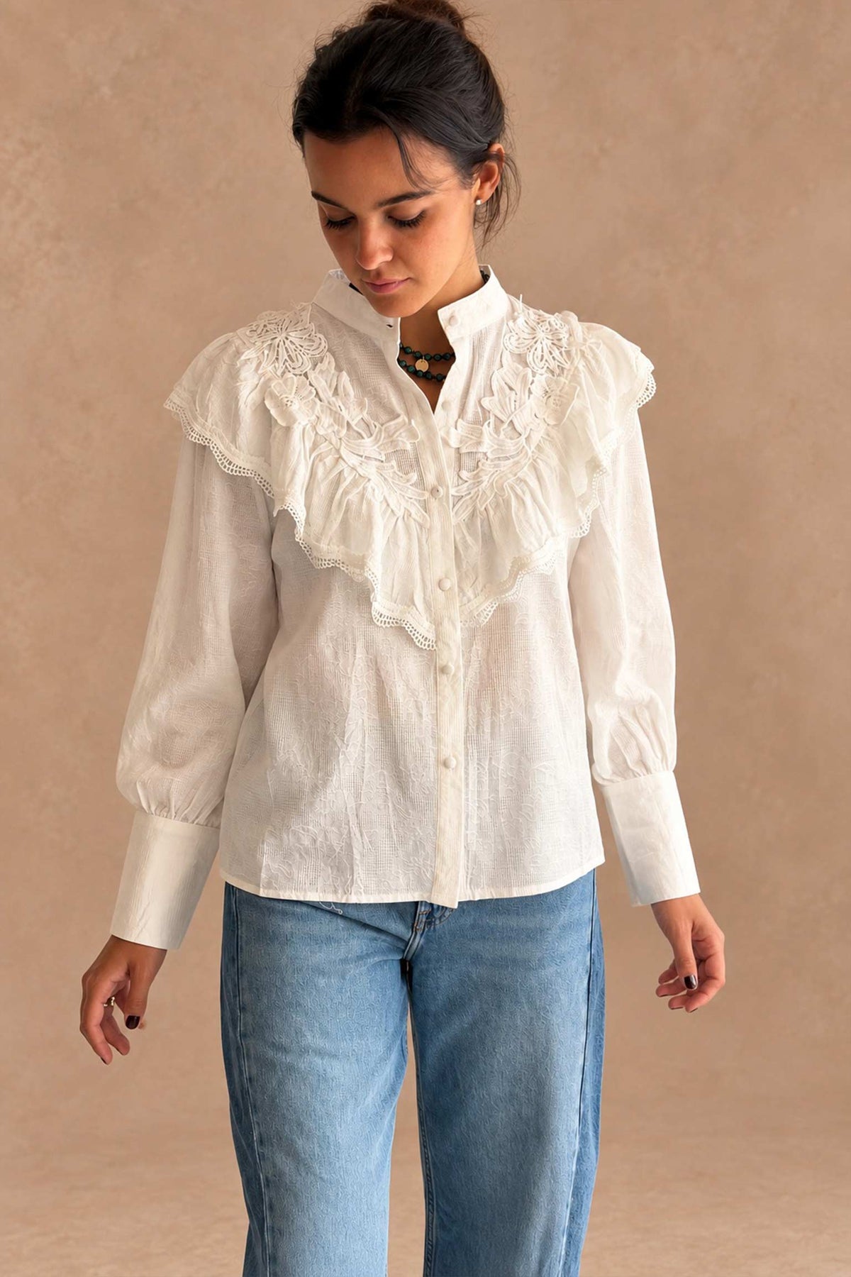 CAMISA VOLANTE PUNTILLA